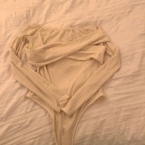 Boohoo white long-sleeve bodysuit